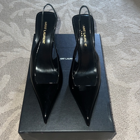 Heels - Picture 3 of 5